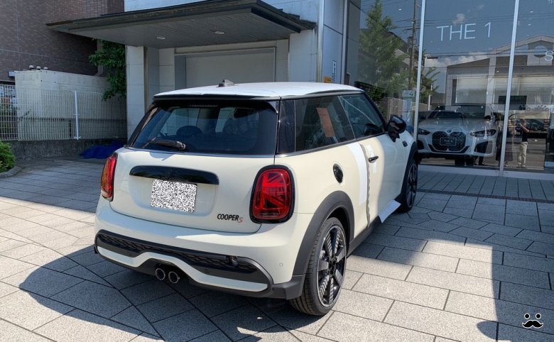 BMW MINI 入荷作業中の2021年LCIモデル実車に遭遇！ - エコフリーマン